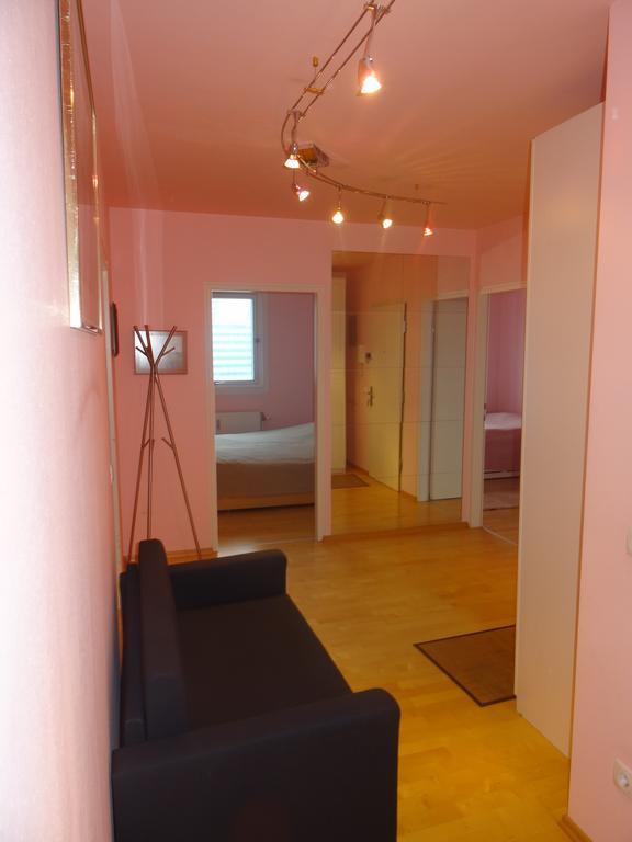 Flat Uno City Vienna Luaran gambar